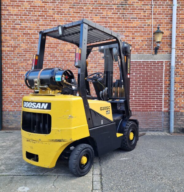 Daewoo 589