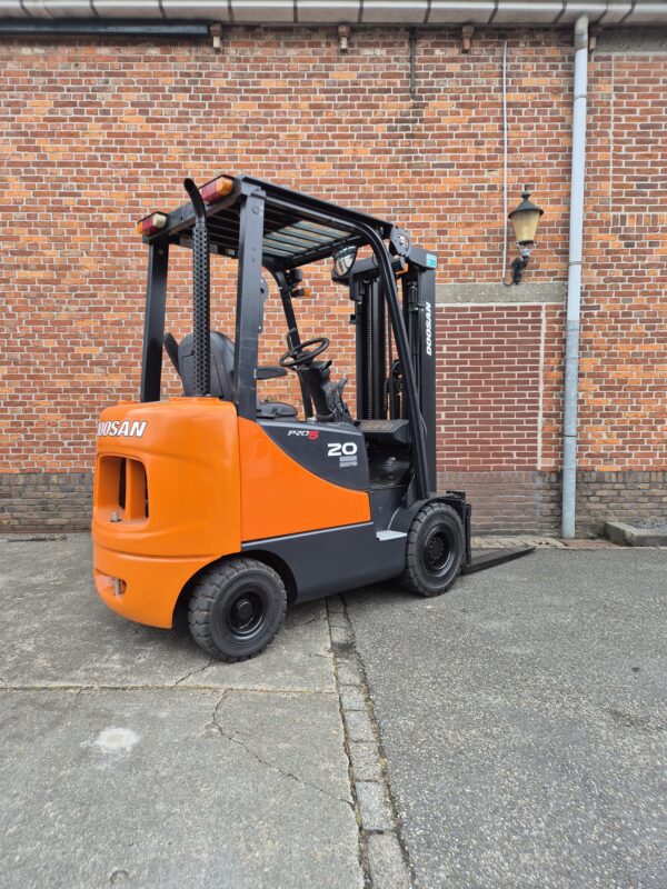 Doosan 609