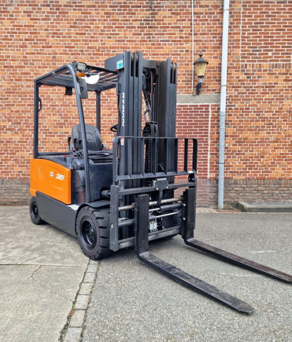 Doosan 624 - Image 2