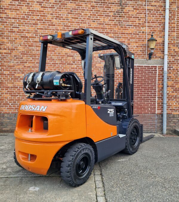 Doosan 622