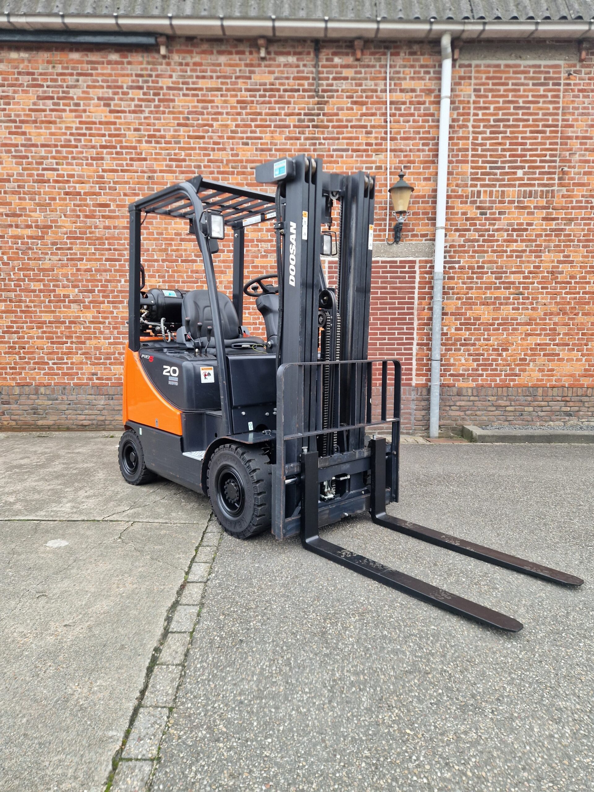 Doosan 631 - Image 2